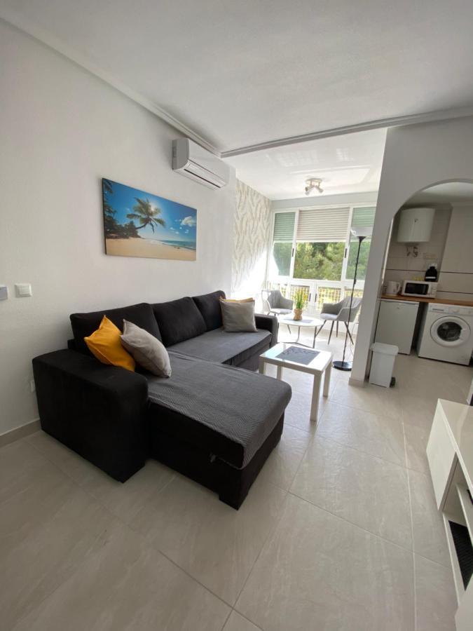 Sunshine Apartment Torrevieja Bagian luar foto