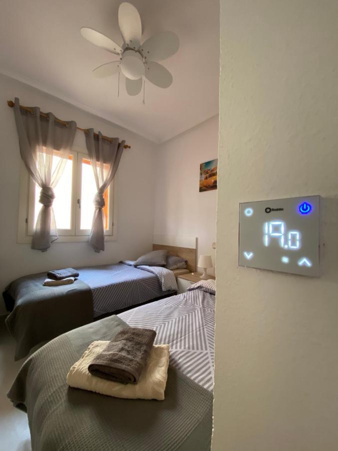 Sunshine Apartment Torrevieja Bagian luar foto