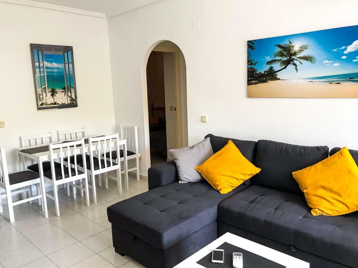 Sunshine Apartment Torrevieja Bagian luar foto