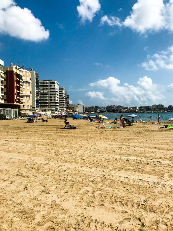 Sunshine Apartment Torrevieja Bagian luar foto