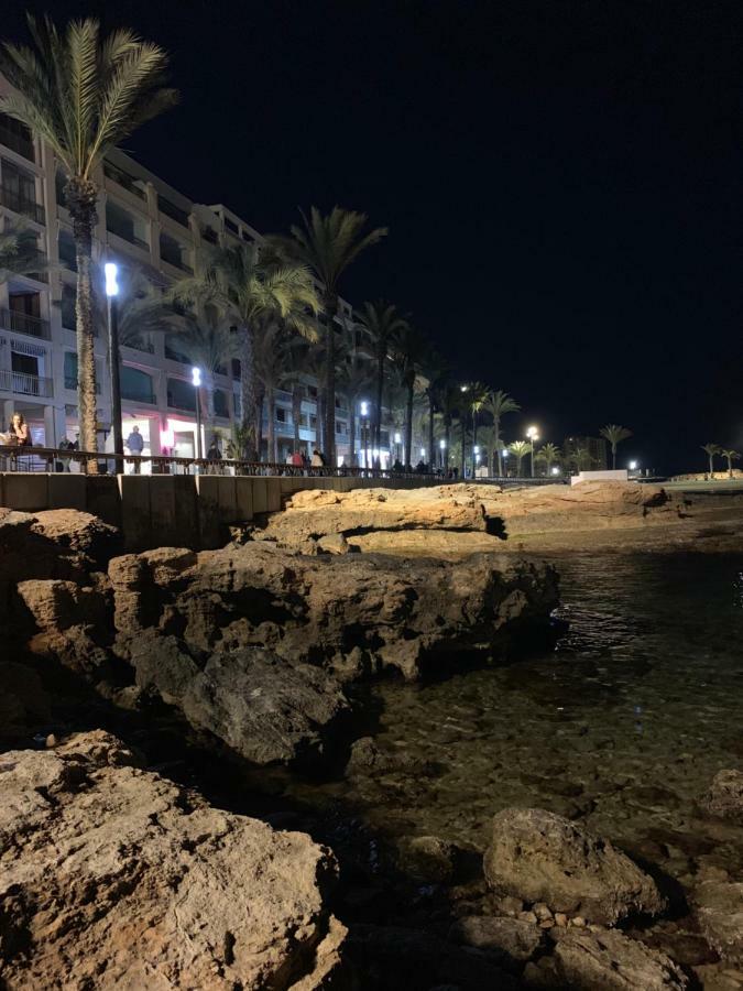 Sunshine Apartment Torrevieja Bagian luar foto